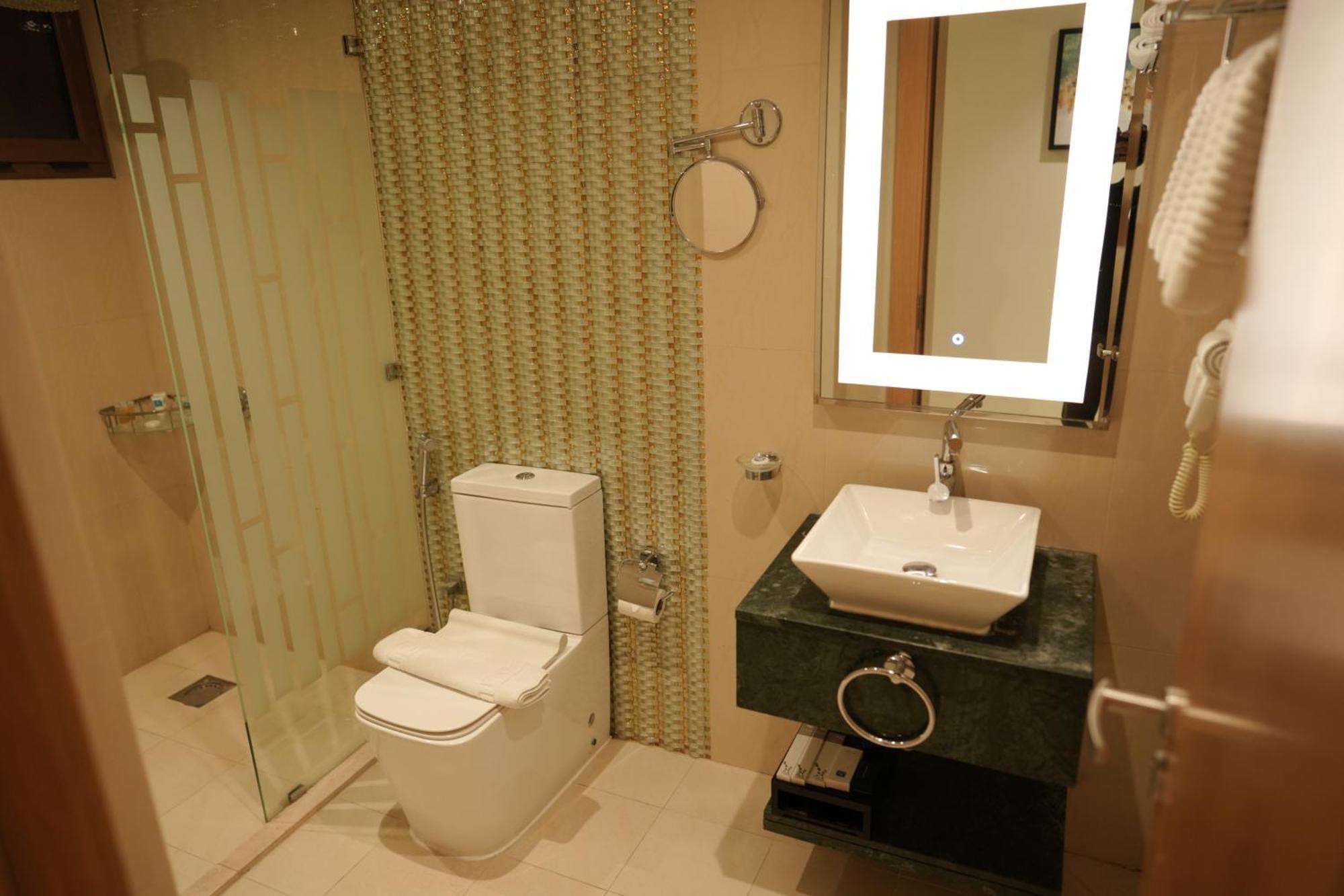 Meshal Hotel Манама Экстерьер фото
