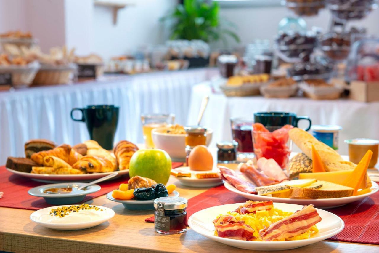 Meshal Hotel Манама Экстерьер фото