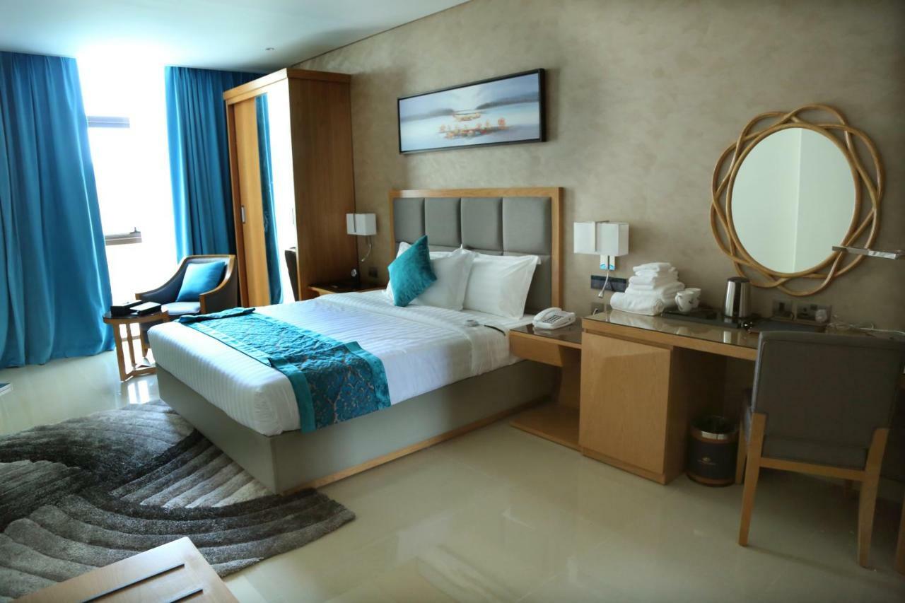 Meshal Hotel Манама Экстерьер фото
